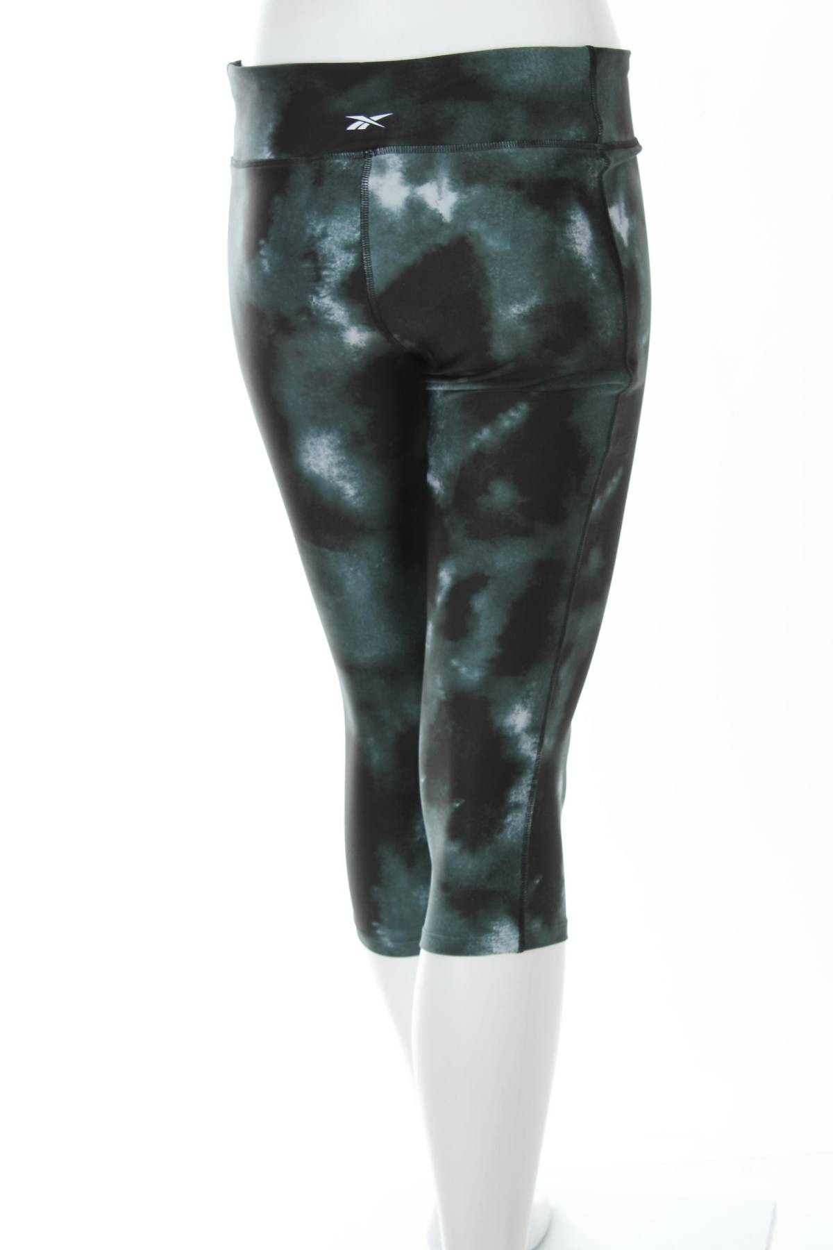 Γυναικεία αθλητικά κολάν Reebok2