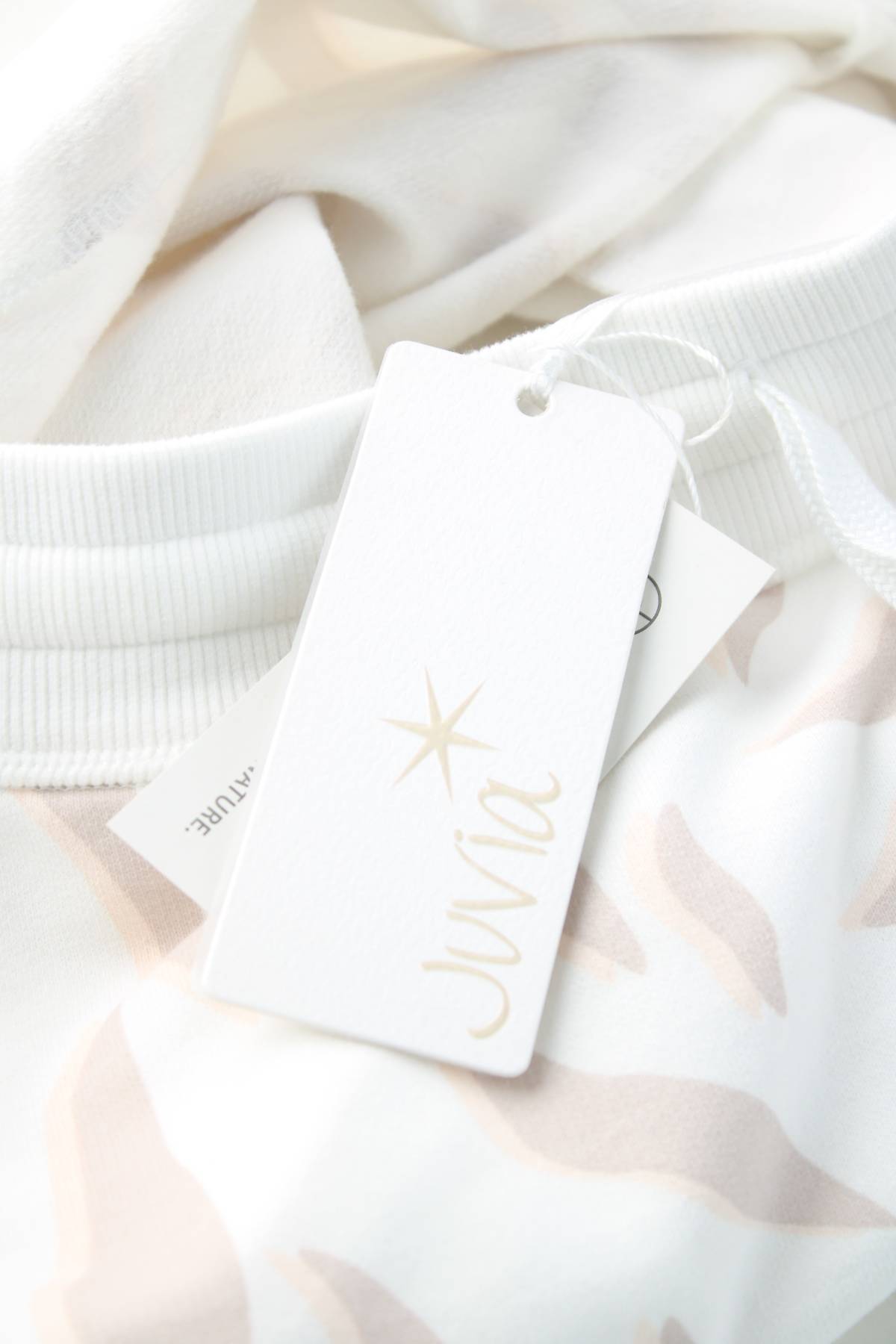 Дамски къс панталон Juvia3