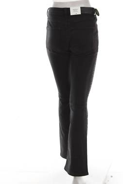 Дамски дънки C&A2