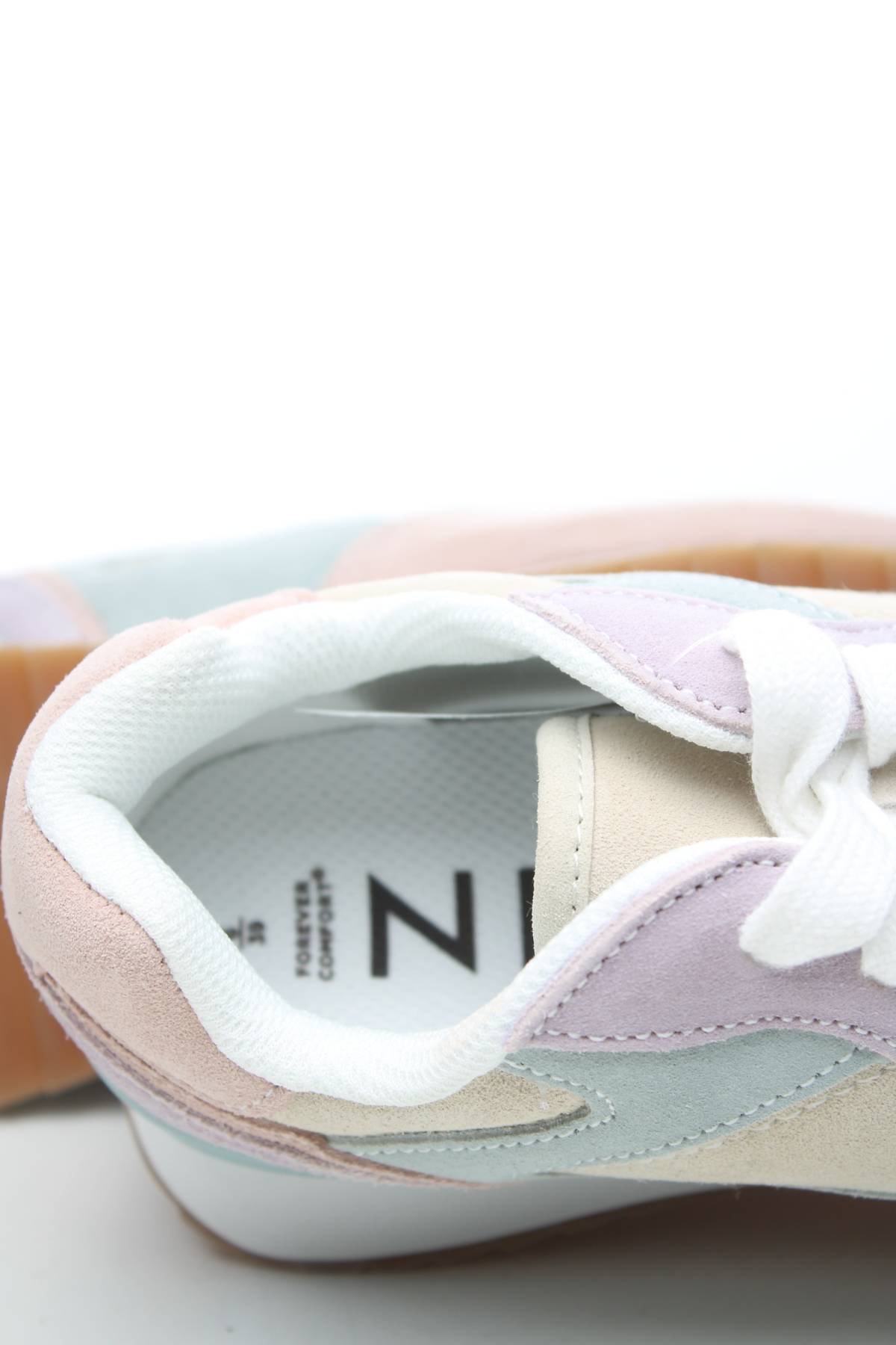 Маратонки Next6