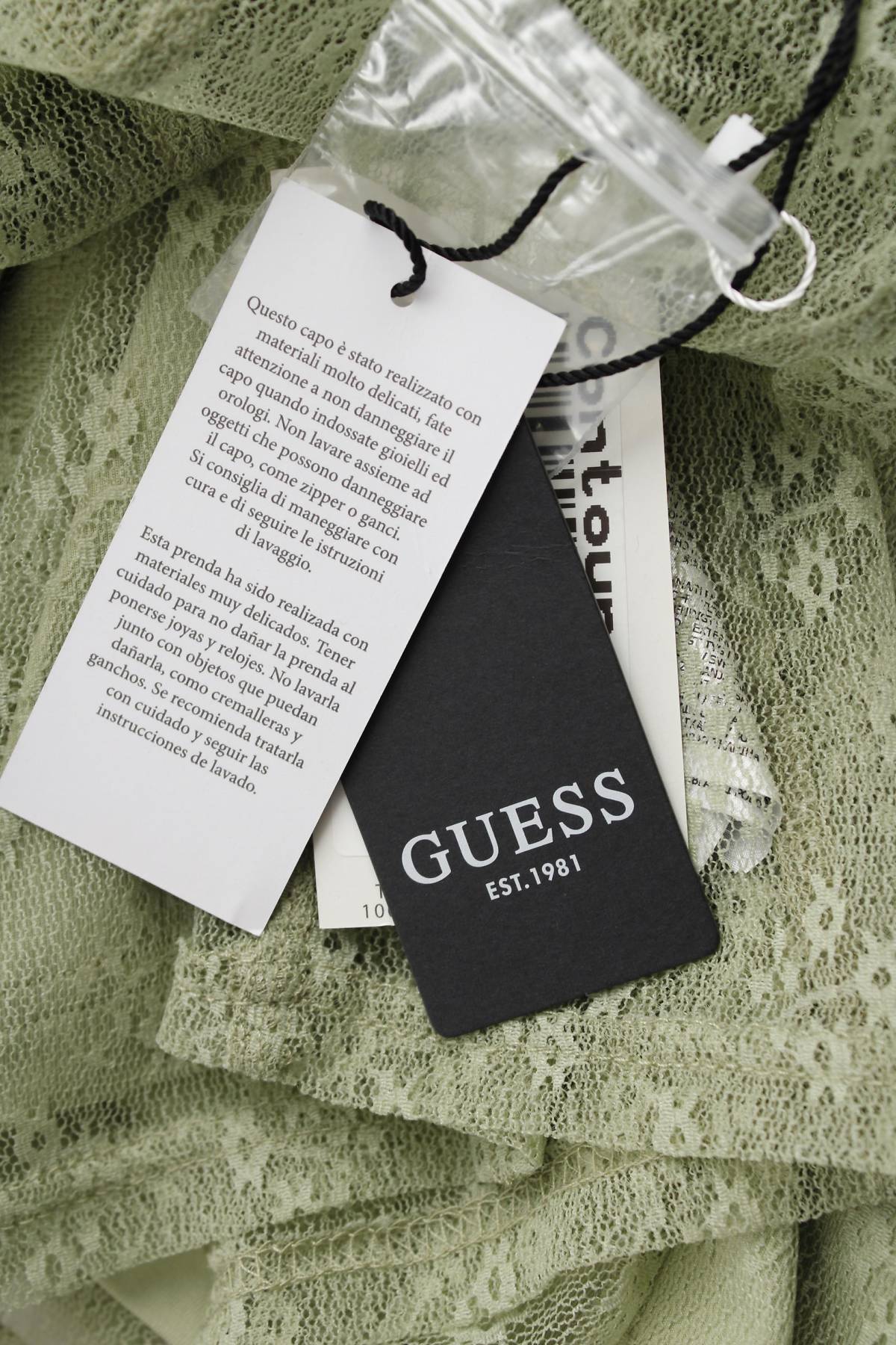 Γυναικεία μπλούζα Guess3