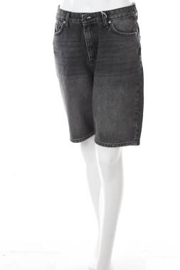Γυναικεία τζιν σορτσάκια Only1