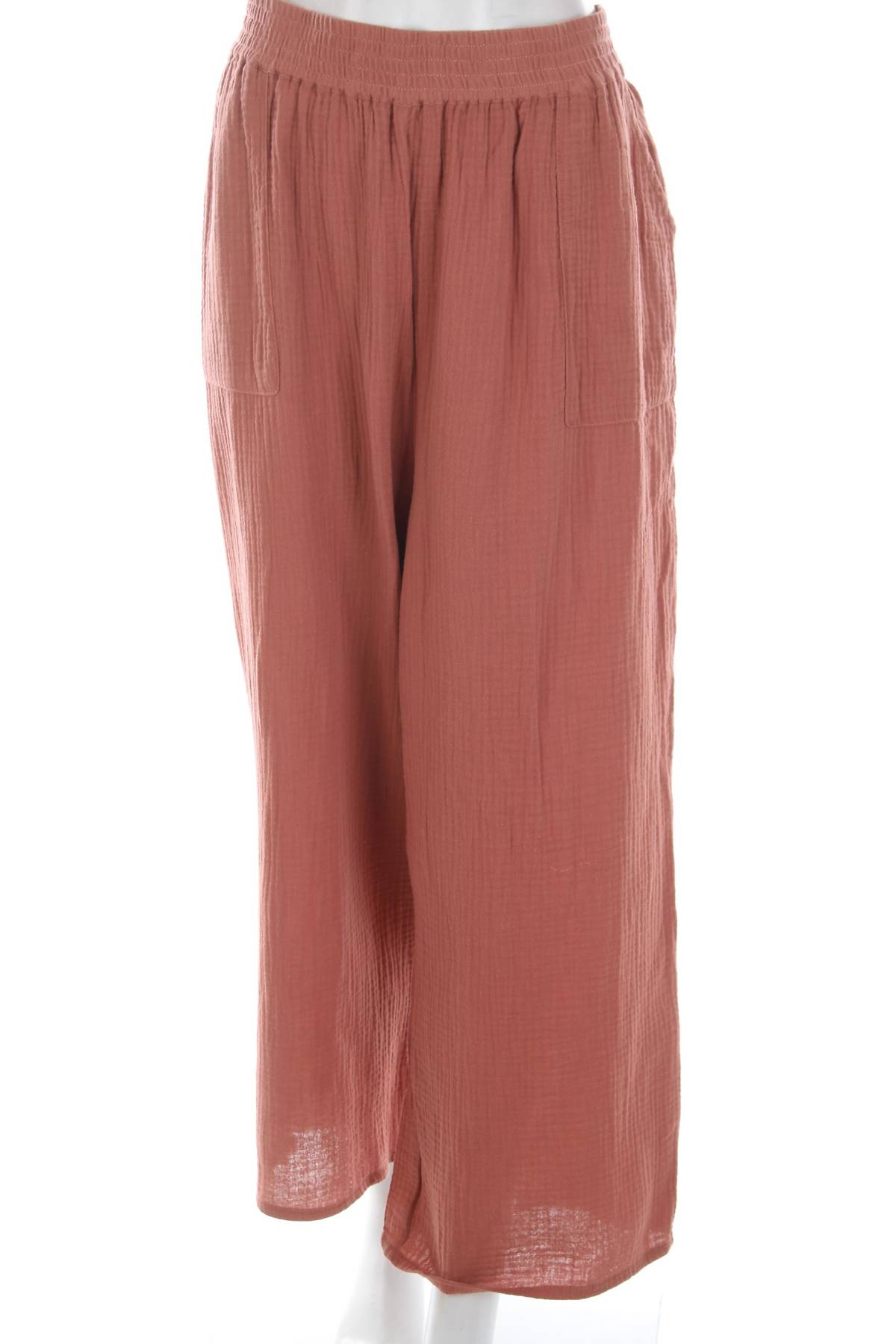 Домашно облекло Etam1