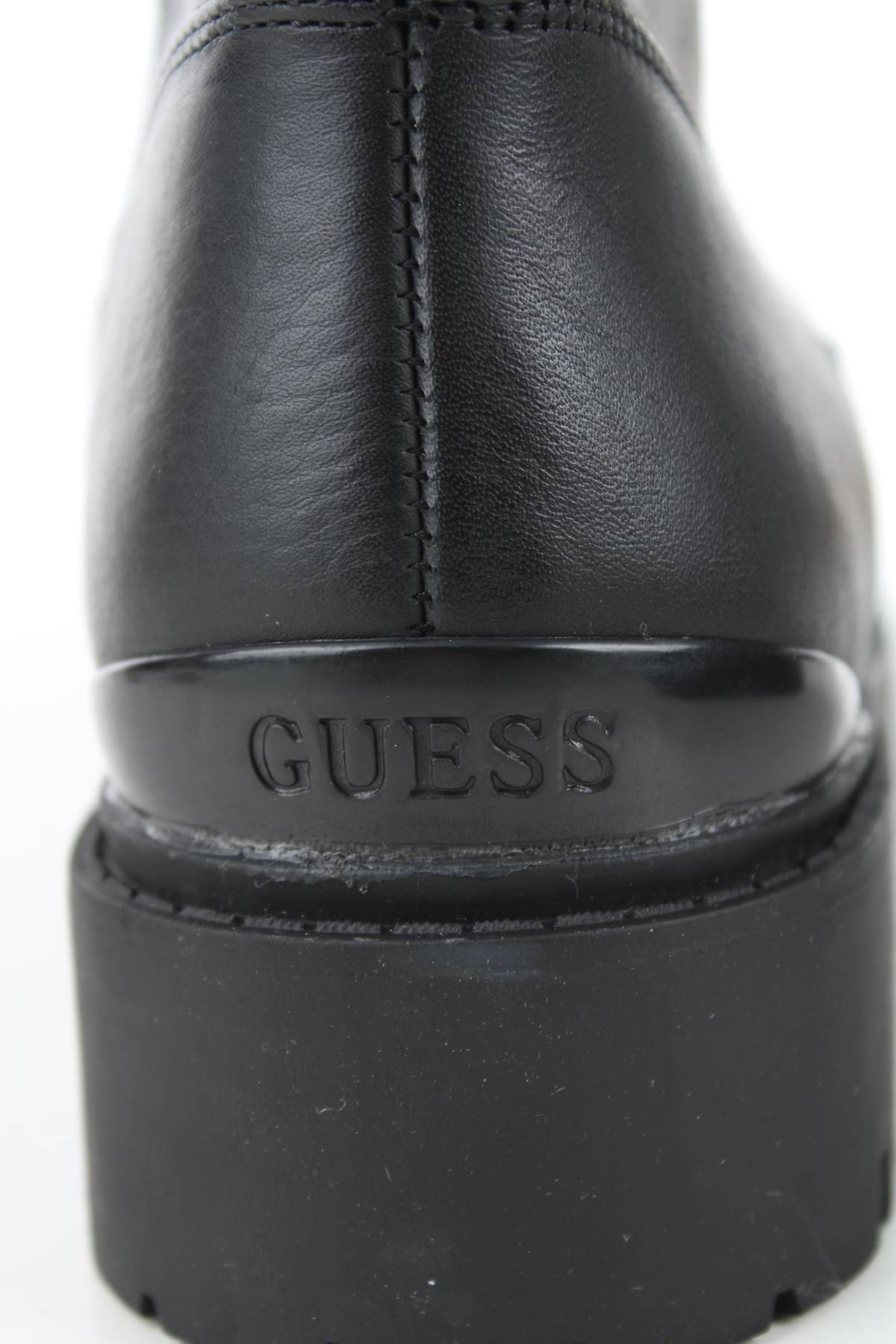 Дамски боти Guess5