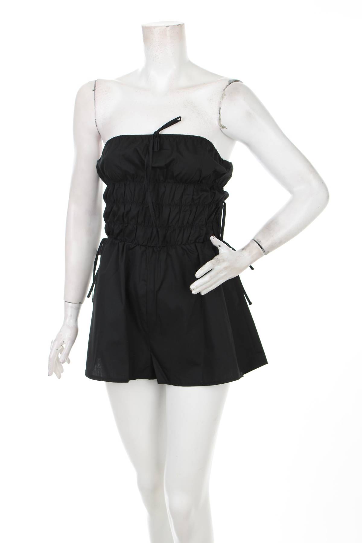 Дамски гащеризон Boohoo1 - Contour.bg Дамски гащеризон Boohoo1