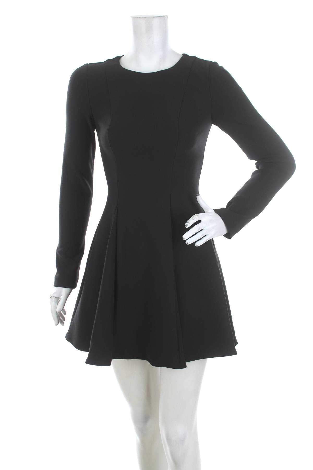 Φορέματα Guess By Marciano1