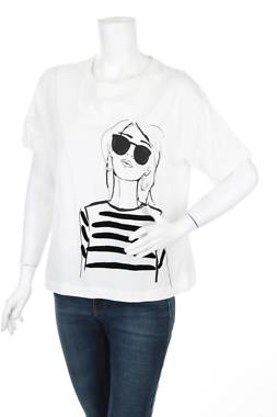 Дамска тениска C&A1