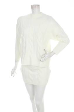 Дамски комплект Boohoo1