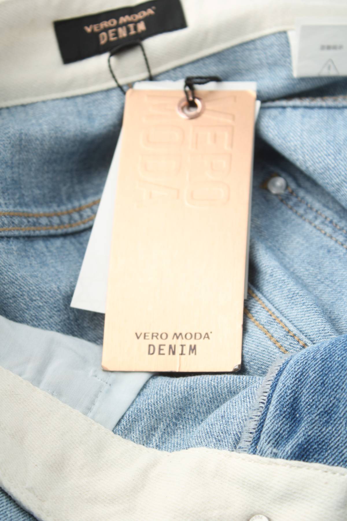 Γυναικεία τζιν Vero Moda3