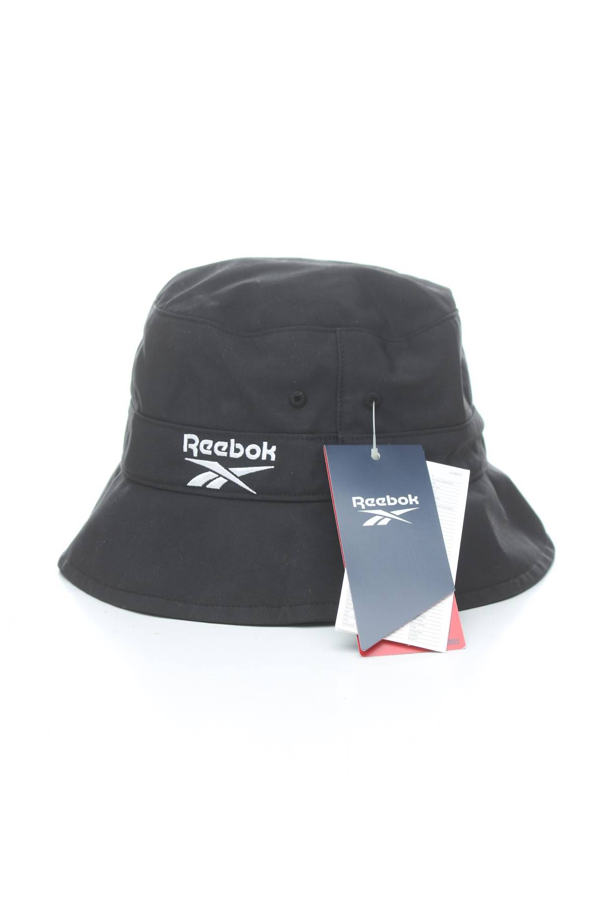 Шапка Reebok1