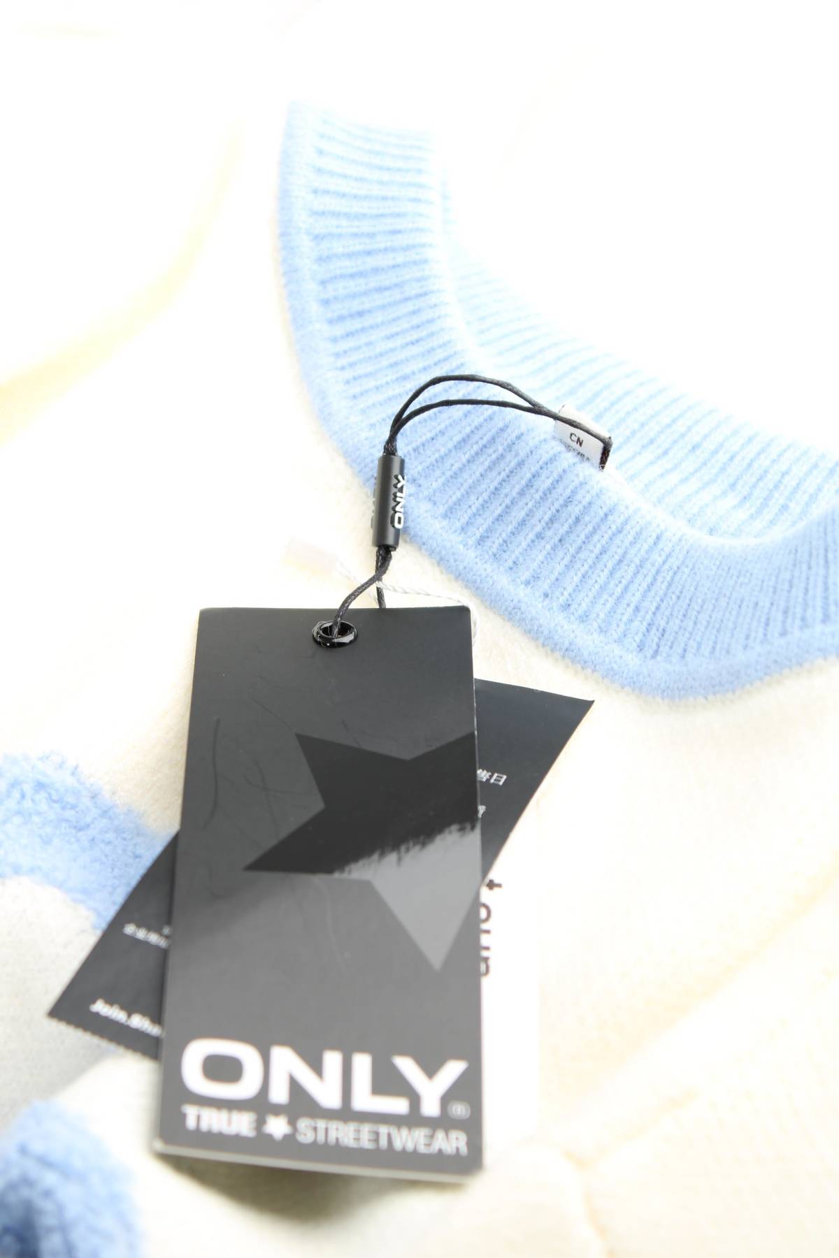 Дамски пуловер Only3