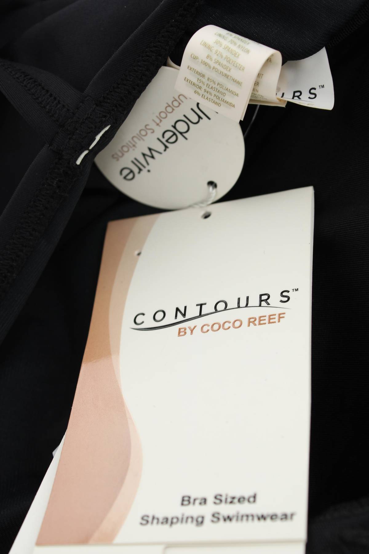 Ολόσωμο μαγιό Contours by Coco Reef3