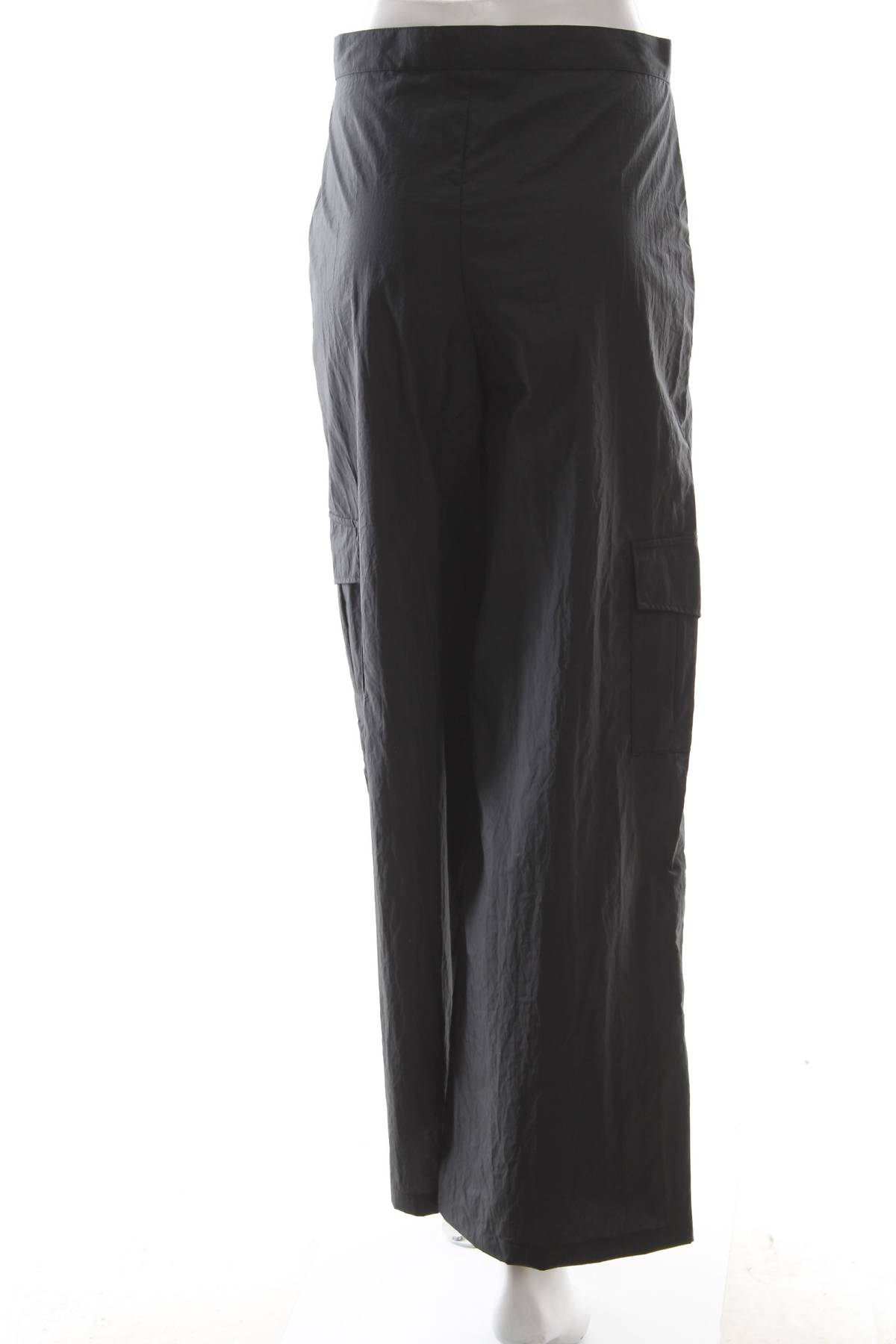Γυναικείο παντελόνι Boohoo2 - Contourshop.gr Γυναικείο παντελόνι Boohoo2