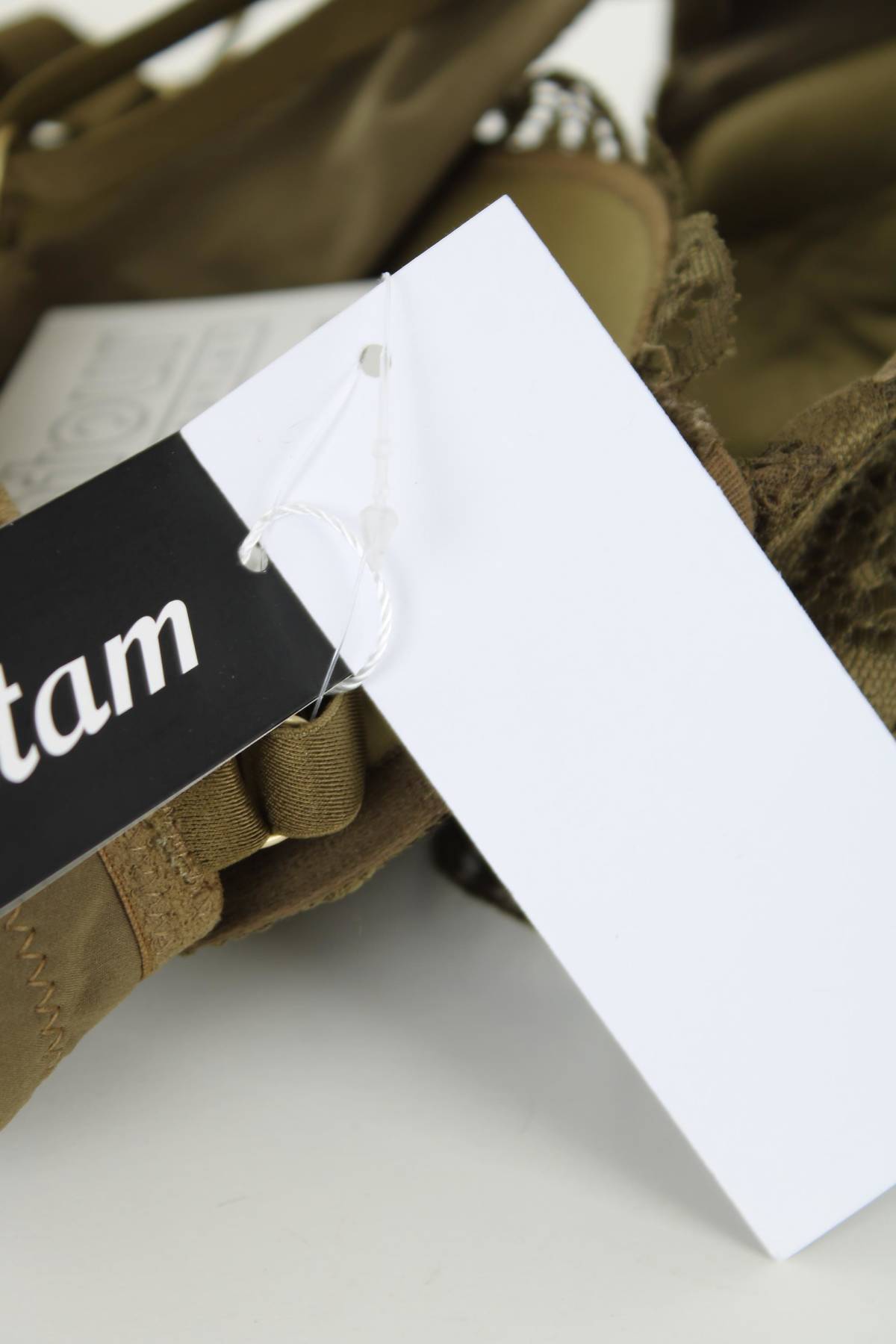 Сутиен Etam3