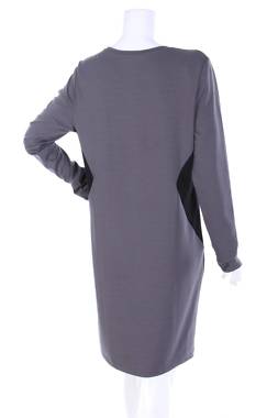 Рокля H&M2 - Contour.bg Рокля H&M2