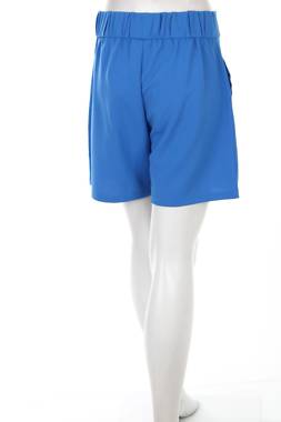 Дамски къс панталон Jdy2