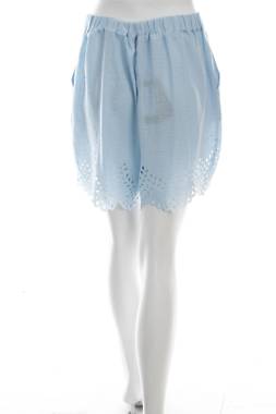 Дамски къс панталон Vero Moda2