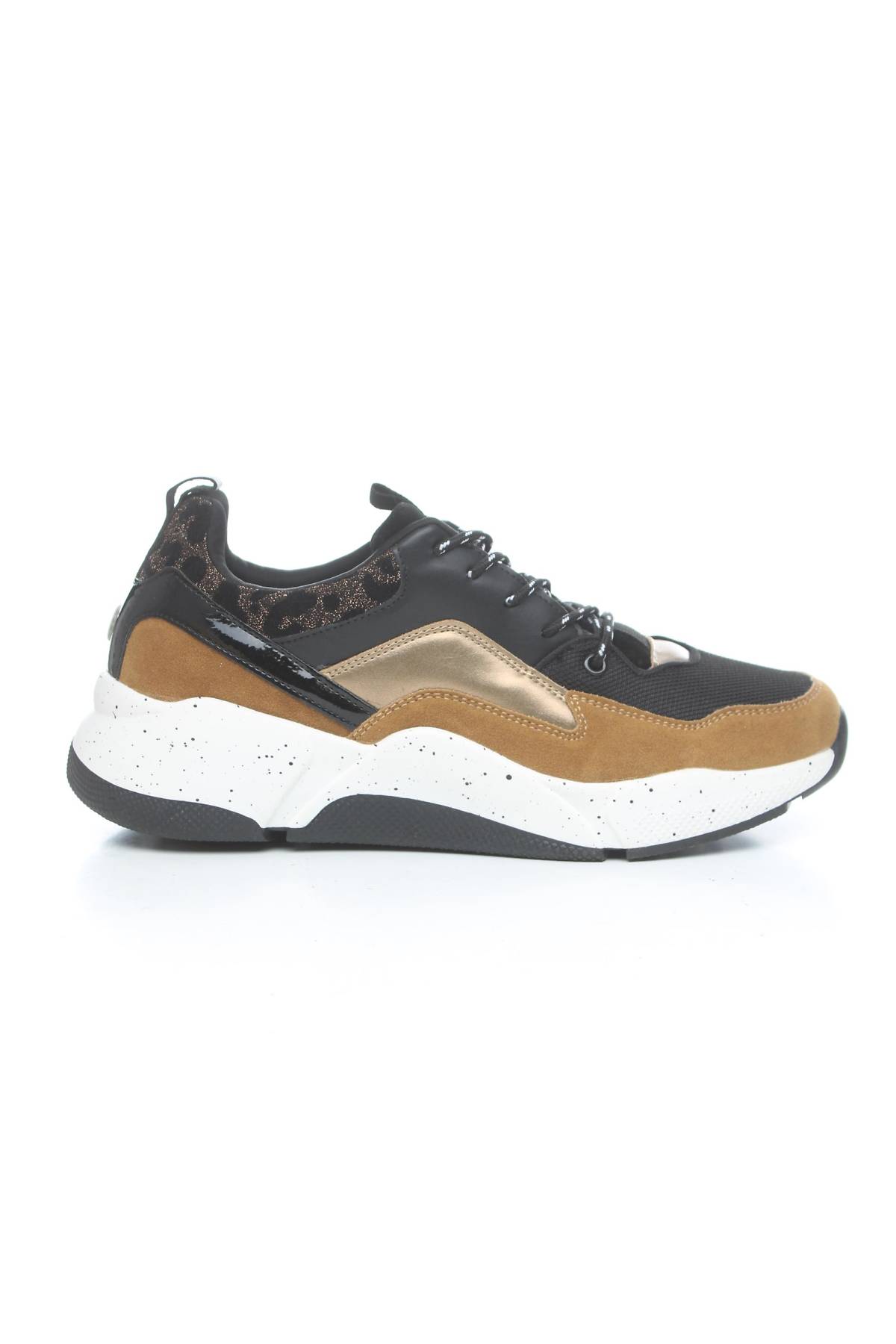 Дамски обувки Bullboxer1 - Contour.bg Дамски обувки Bullboxer1