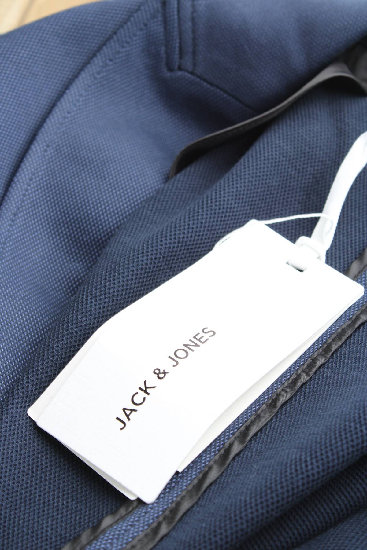 Мъжко сако Jack & Jones3