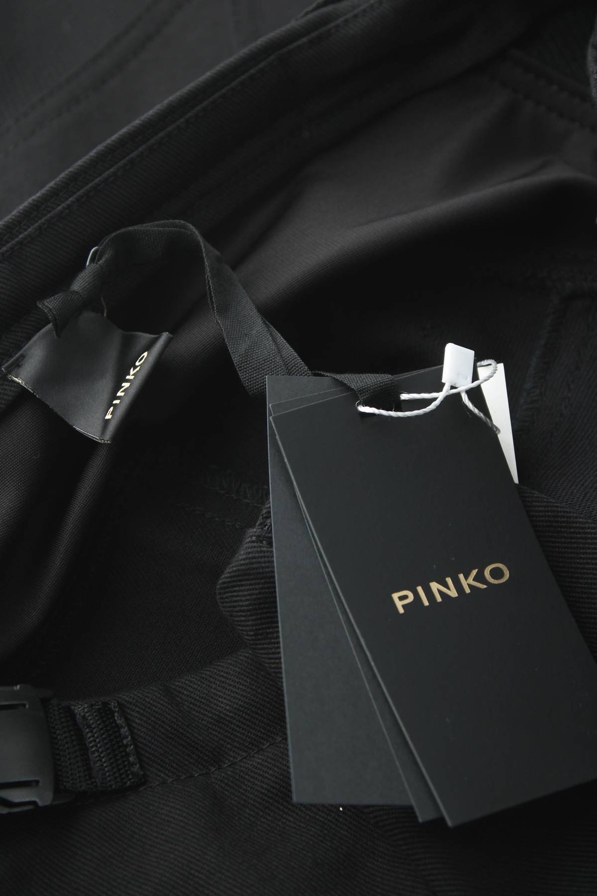 Дамски панталон Pinko3