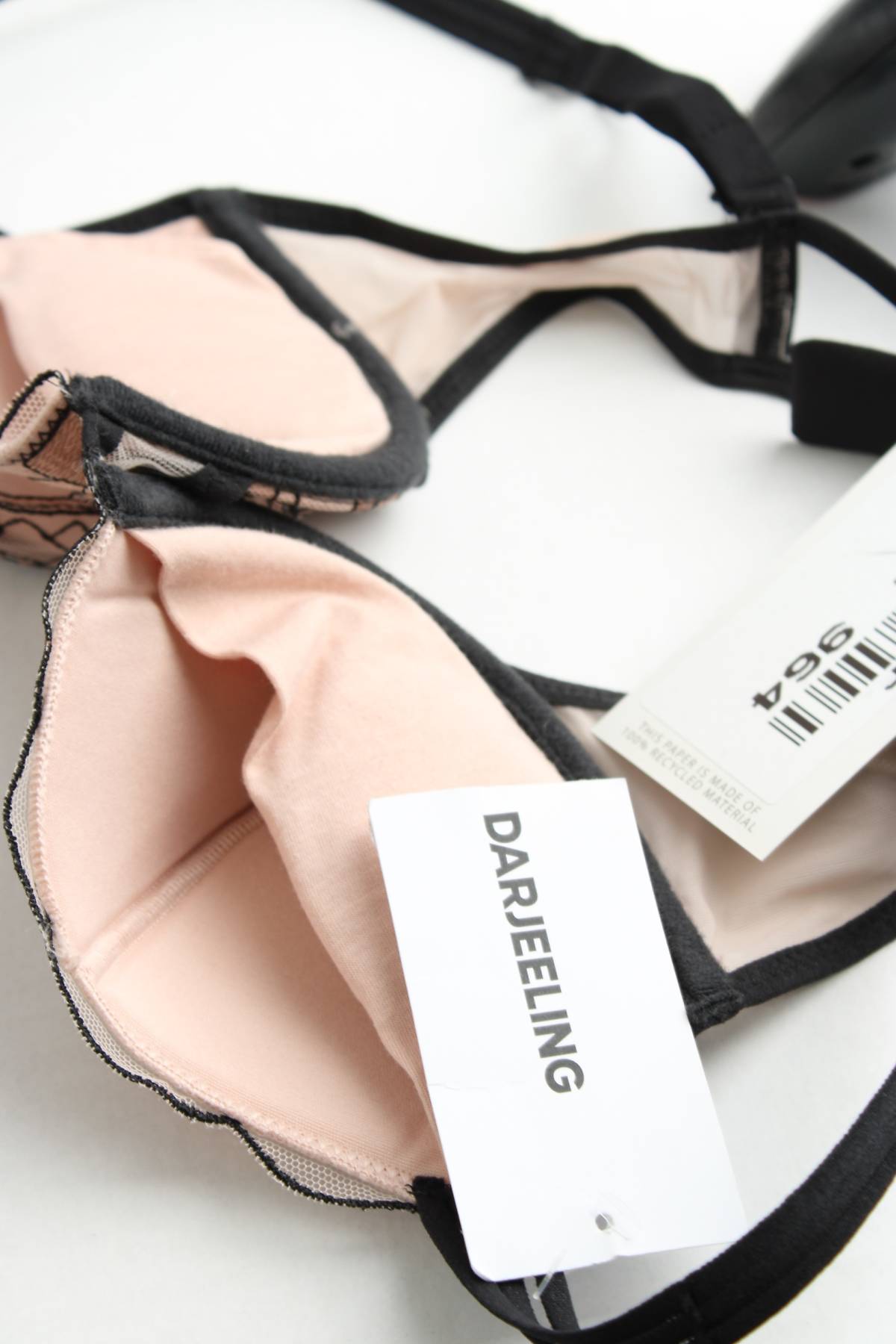 Σουτιέν Darjeeling3