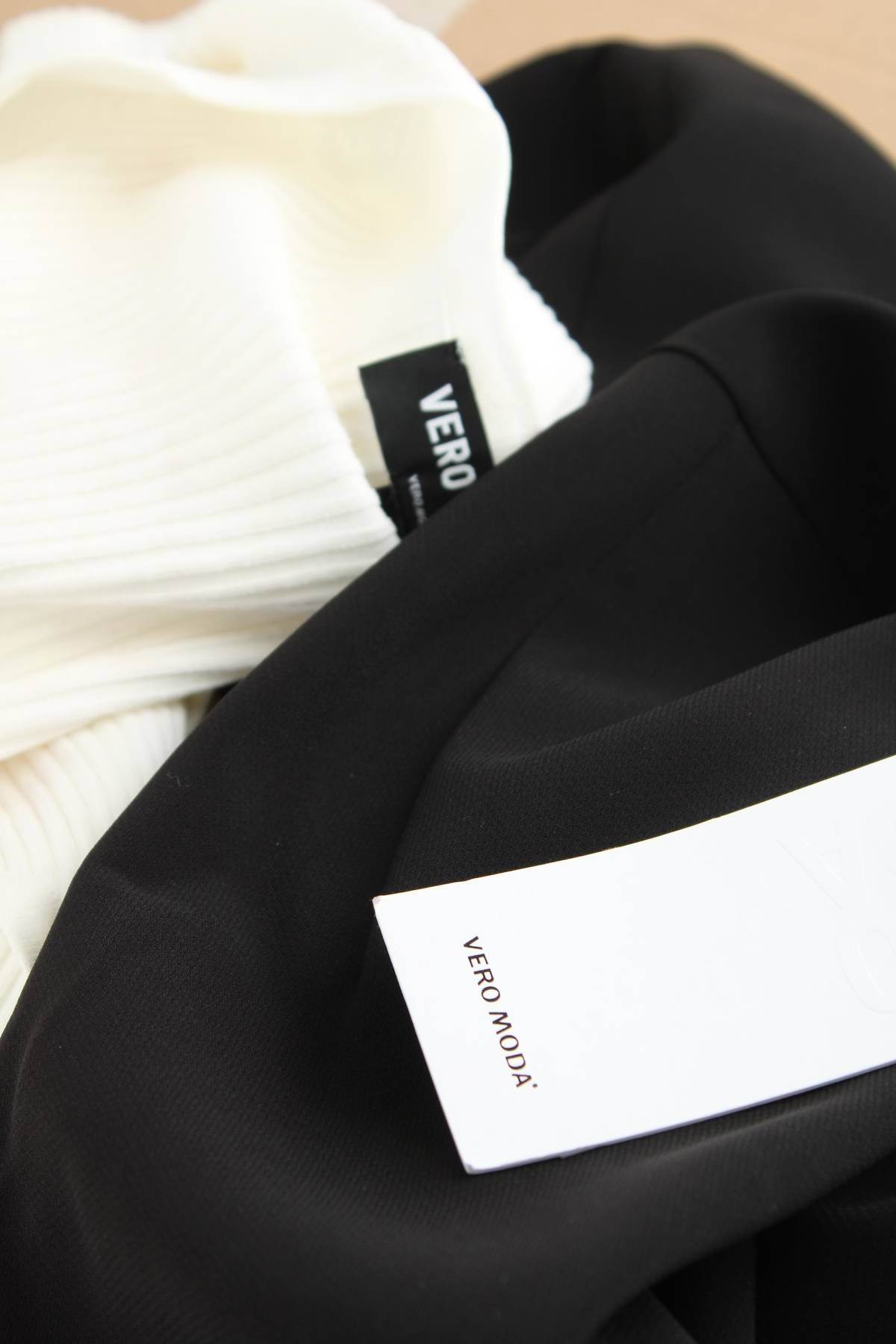 Рокля Vero Moda4 - Contour.bg Рокля Vero Moda4