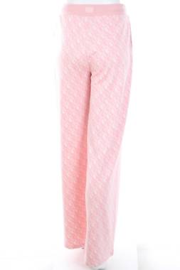 Дамско спортно долнище Guess2