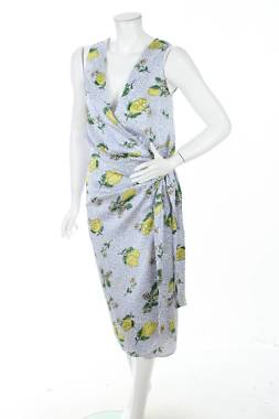 Рокля Never Fully Dressed1