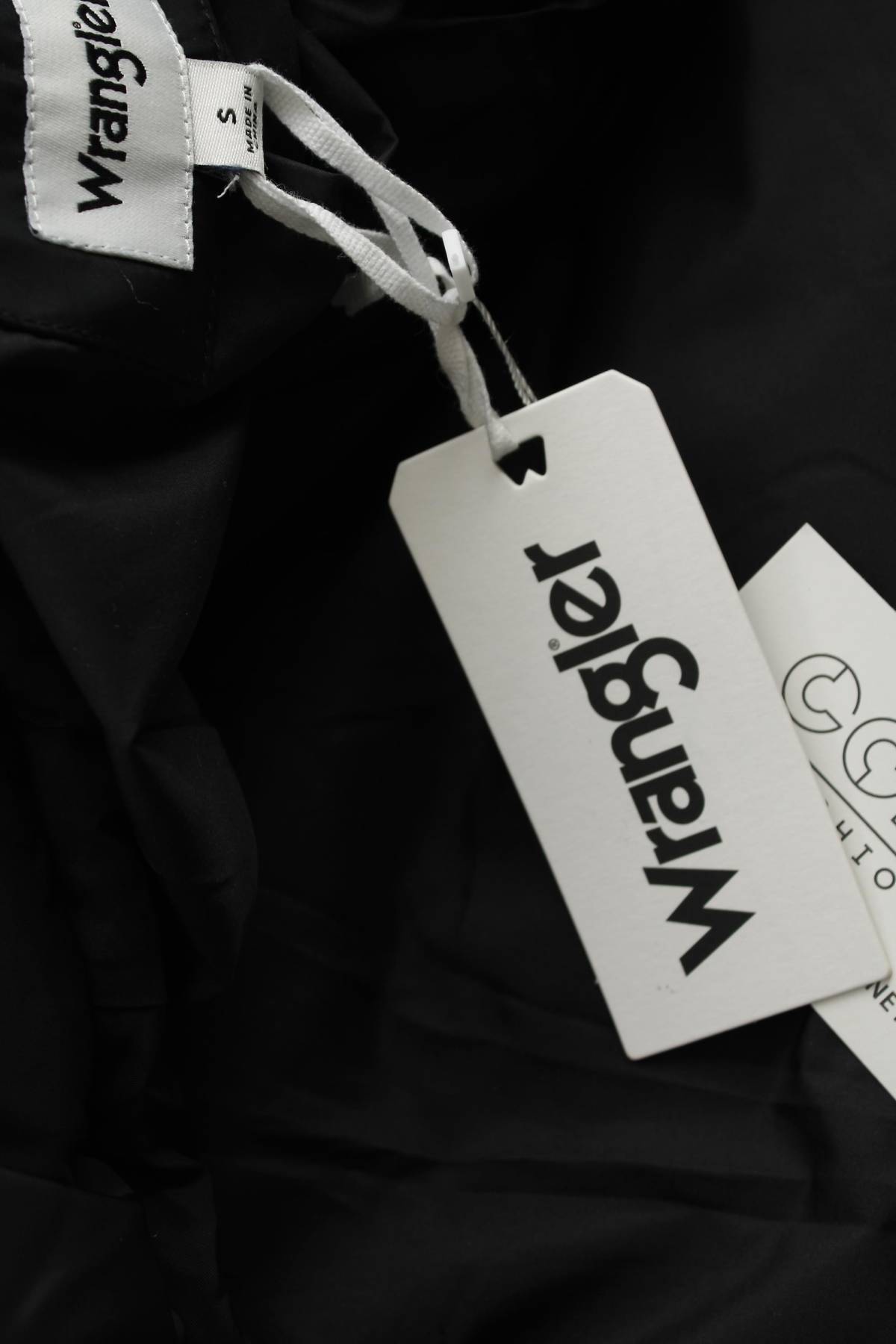 Γυναικείο μπουφάν Wrangler5