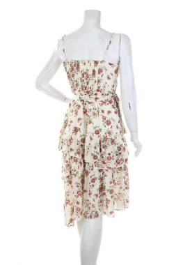 Рокля Vero Moda2