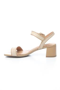 Сандали Bibi Lou2