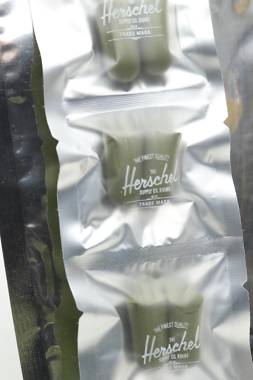 αξεσουάρ Herschel Supply Co.1 - Contourshop.gr αξεσουάρ Herschel Supply Co.1