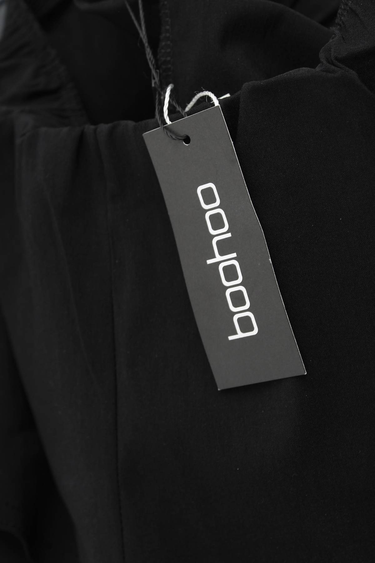 Γυναικείο σορτσάκι Boohoo3 - Contourshop.gr Γυναικείο σορτσάκι Boohoo3