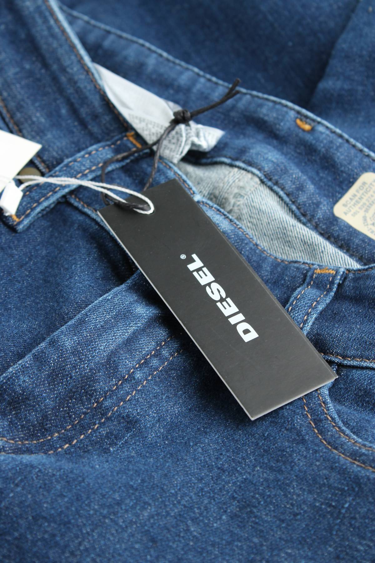 Дамски дънки Diesel3