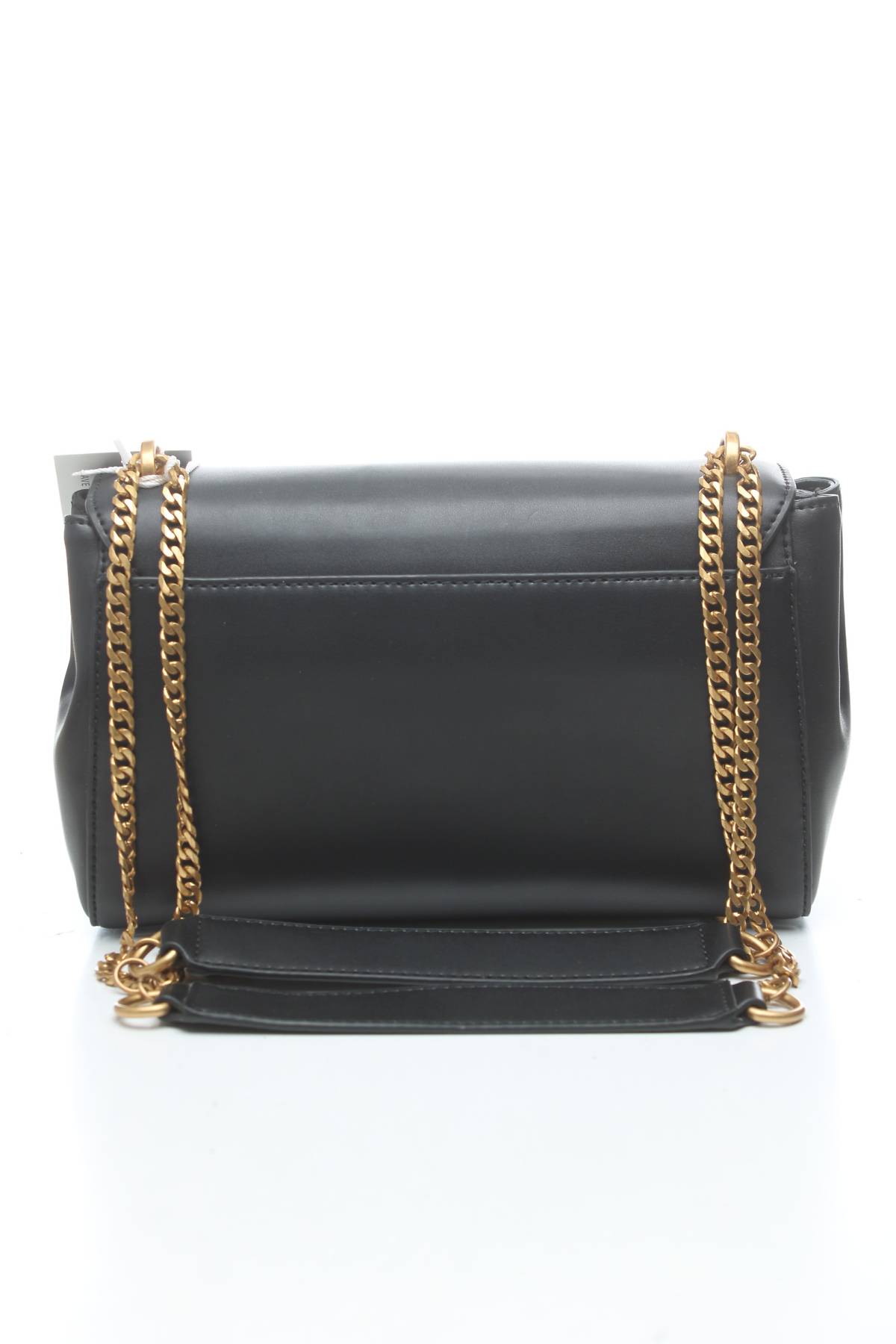 Дамска кожена чанта Guess2