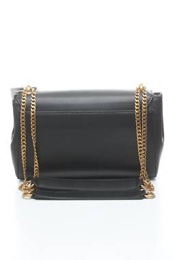 Дамска кожена чанта Guess2