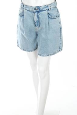 Γυναικεία τζιν σορτσάκια Peek & Cloppenburg1