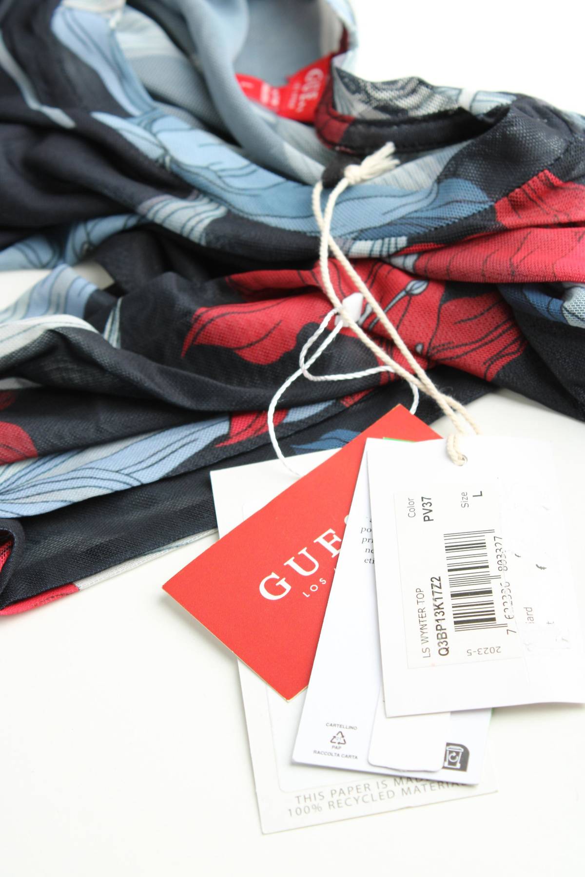 Γυναικεία μπλούζα Guess3