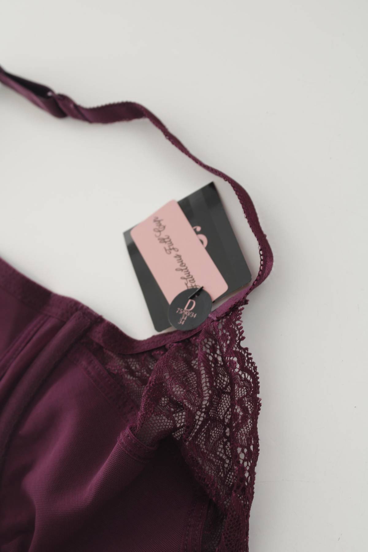 Сутиен Hunkemoller3 - Contour.bg Сутиен Hunkemoller3