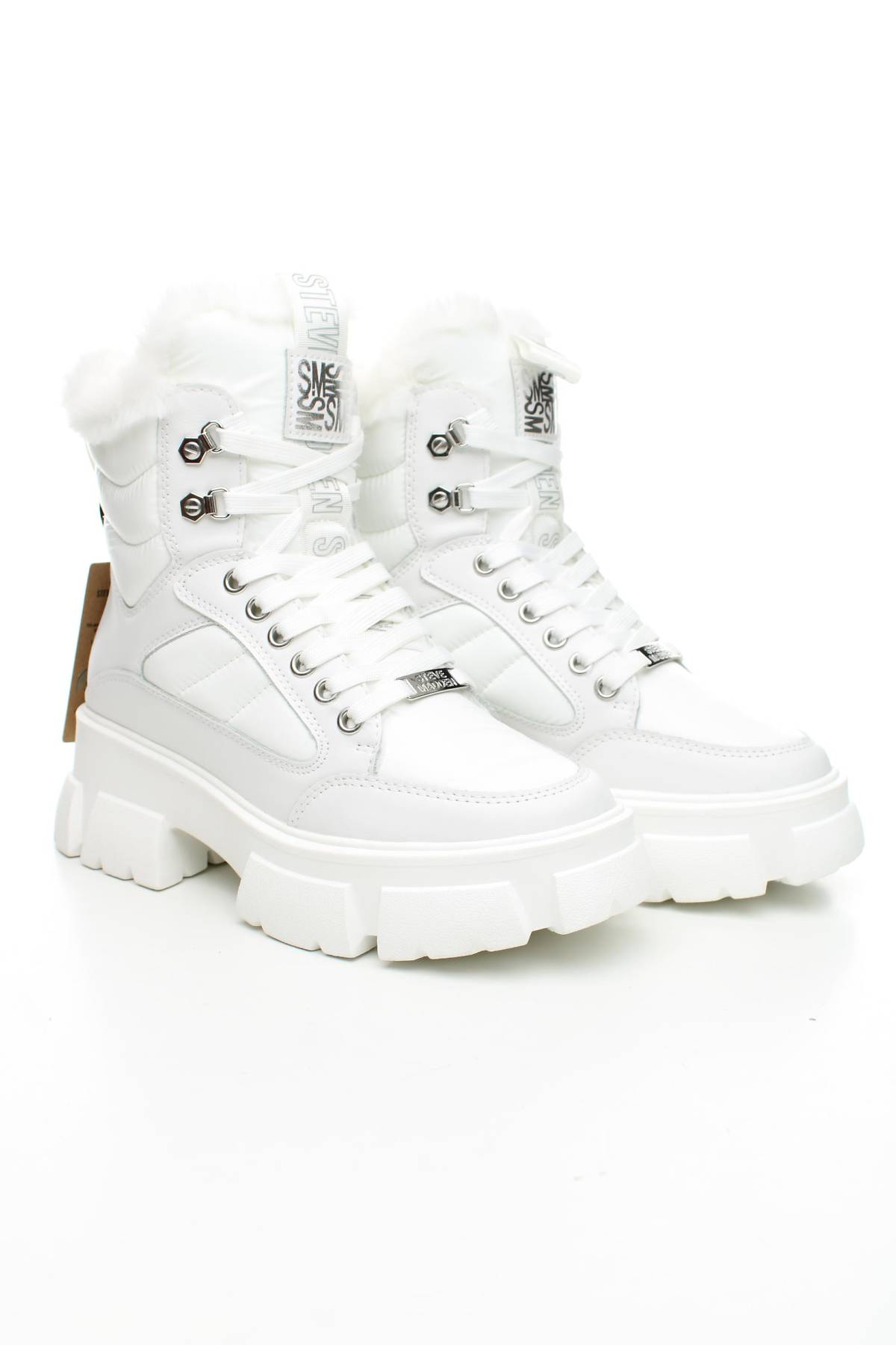 Γυναικεία μποτάκια Steve Madden3