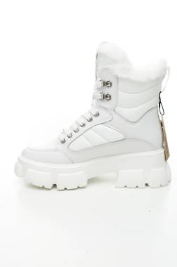 Дамски боти Steve Madden2