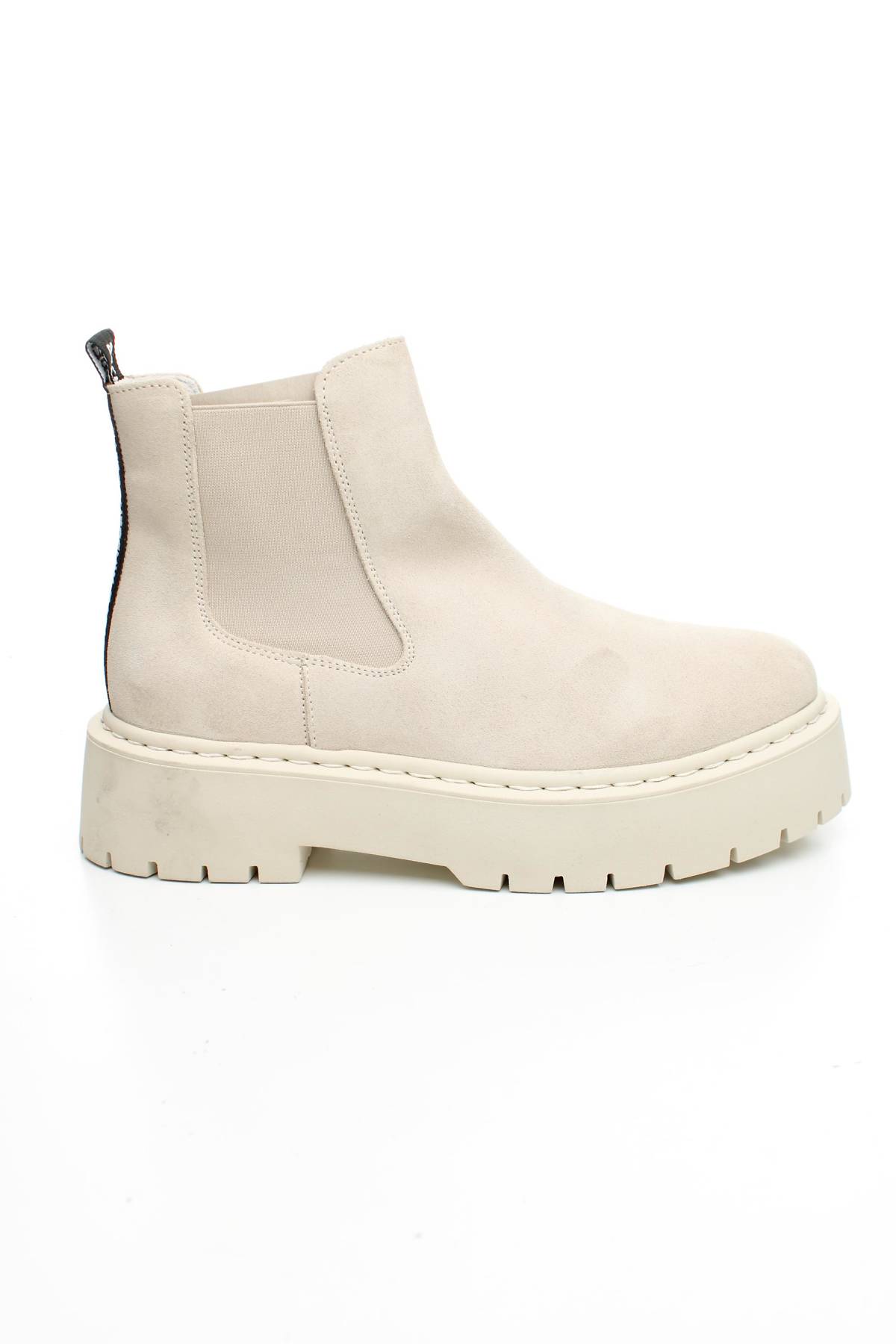 Γυναικεία μποτάκια Steve Madden1