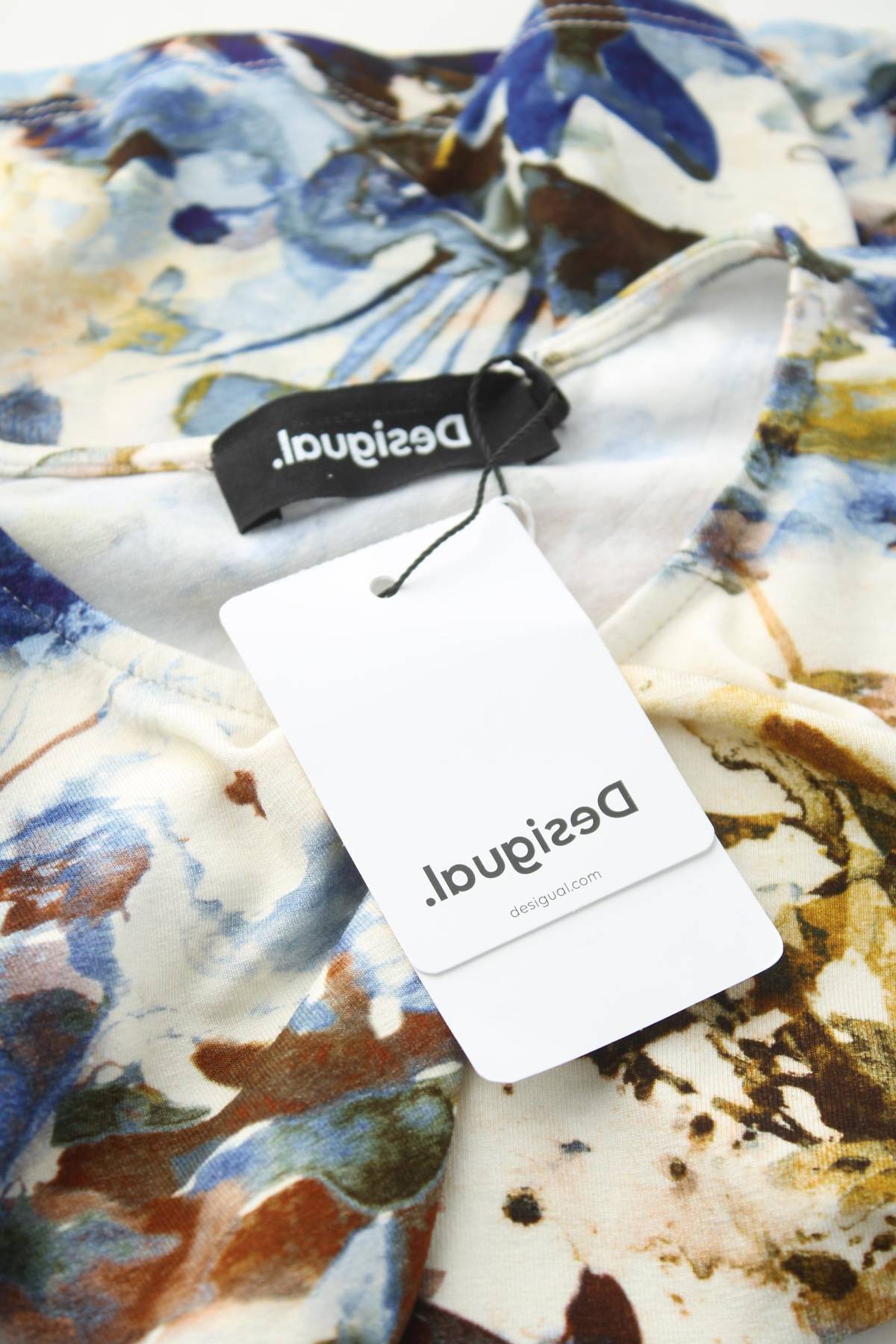 Γυναικεία μπλούζα Desigual3