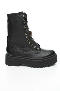 Дамски боти Steve Madden1