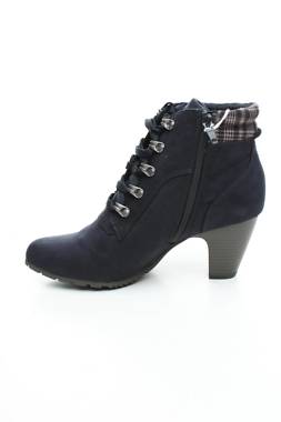 Дамски боти S.Oliver2