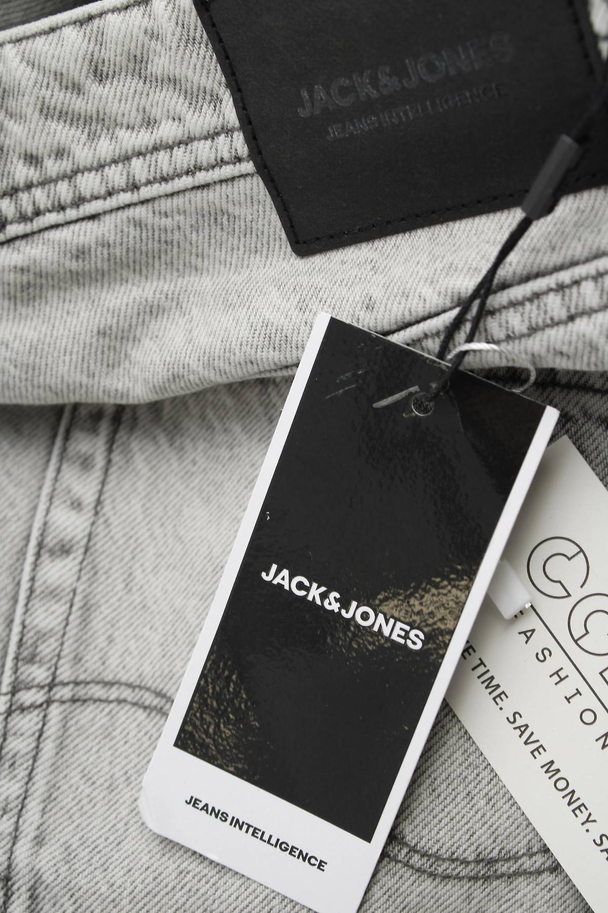 Мъжки къси дънки Jack & Jones3