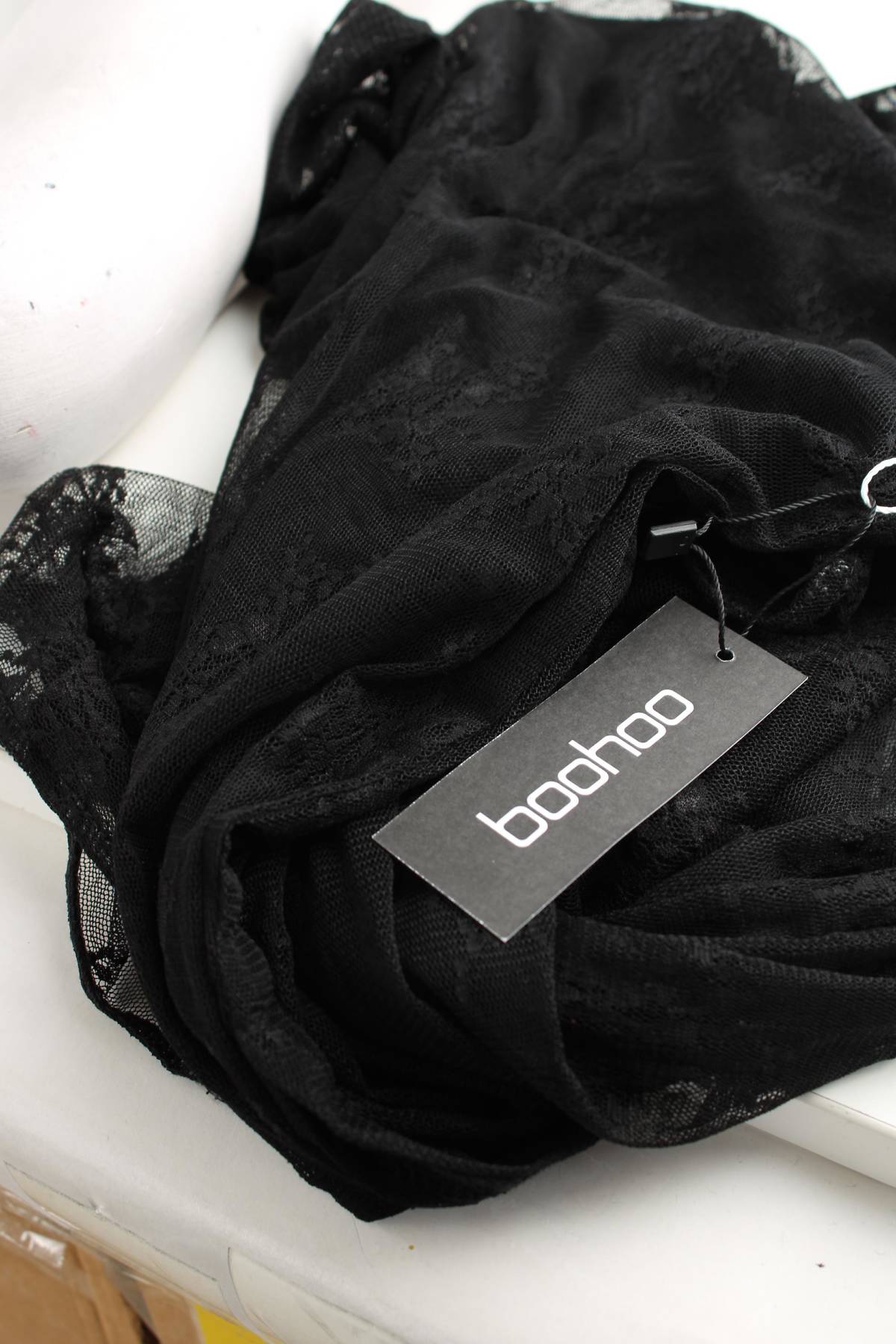 Φορέματα Boohoo3