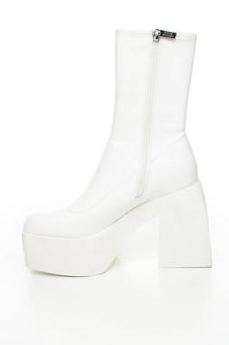 Дамски ботуши Steve Madden2