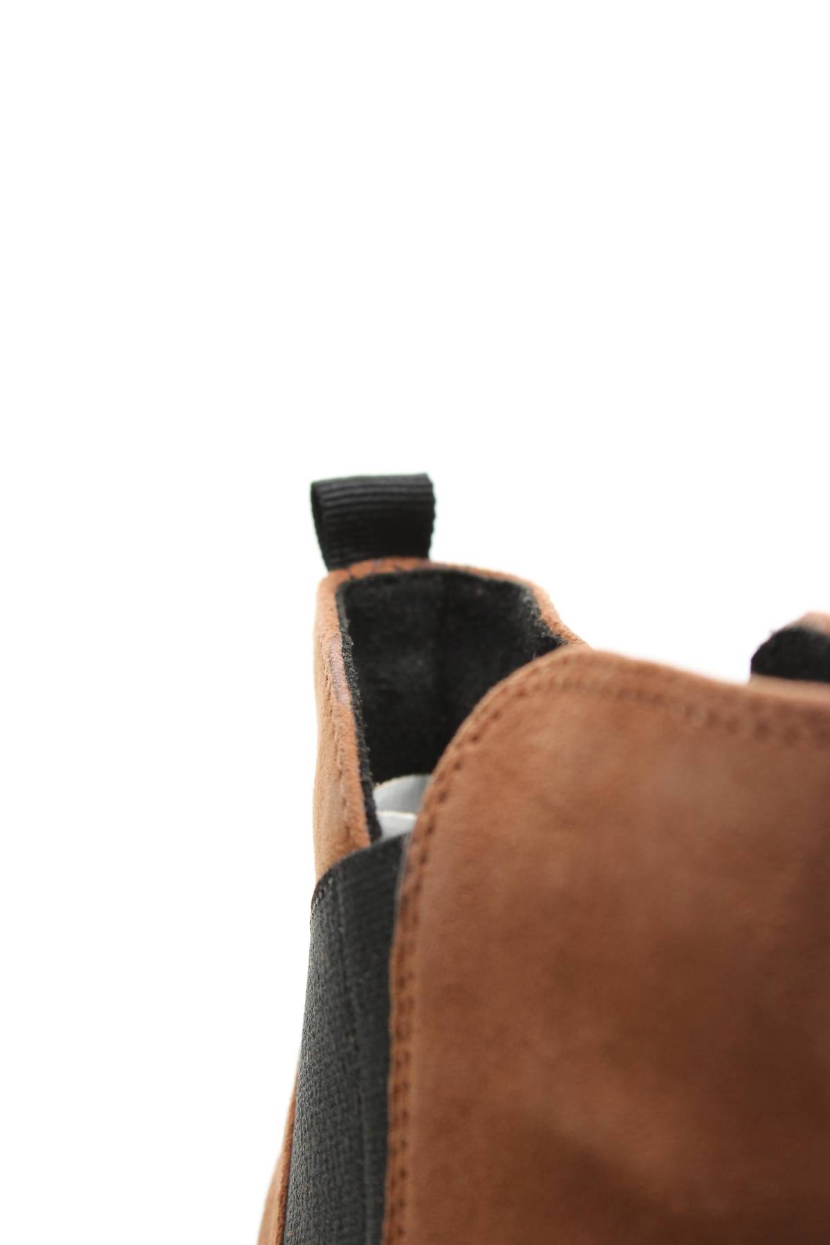 Дамски боти Caprice5