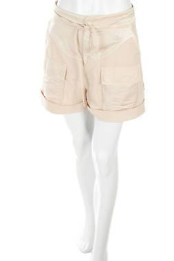 Дамски къс панталон Pinko1